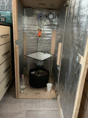 -EbZhwEHj-c.jpg -EbZhwEHj-c.jpg